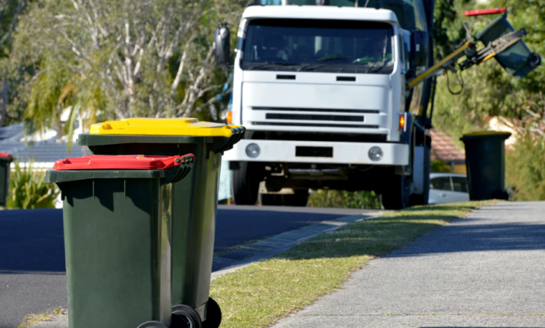 The Benefits of Using a Local Trash Service